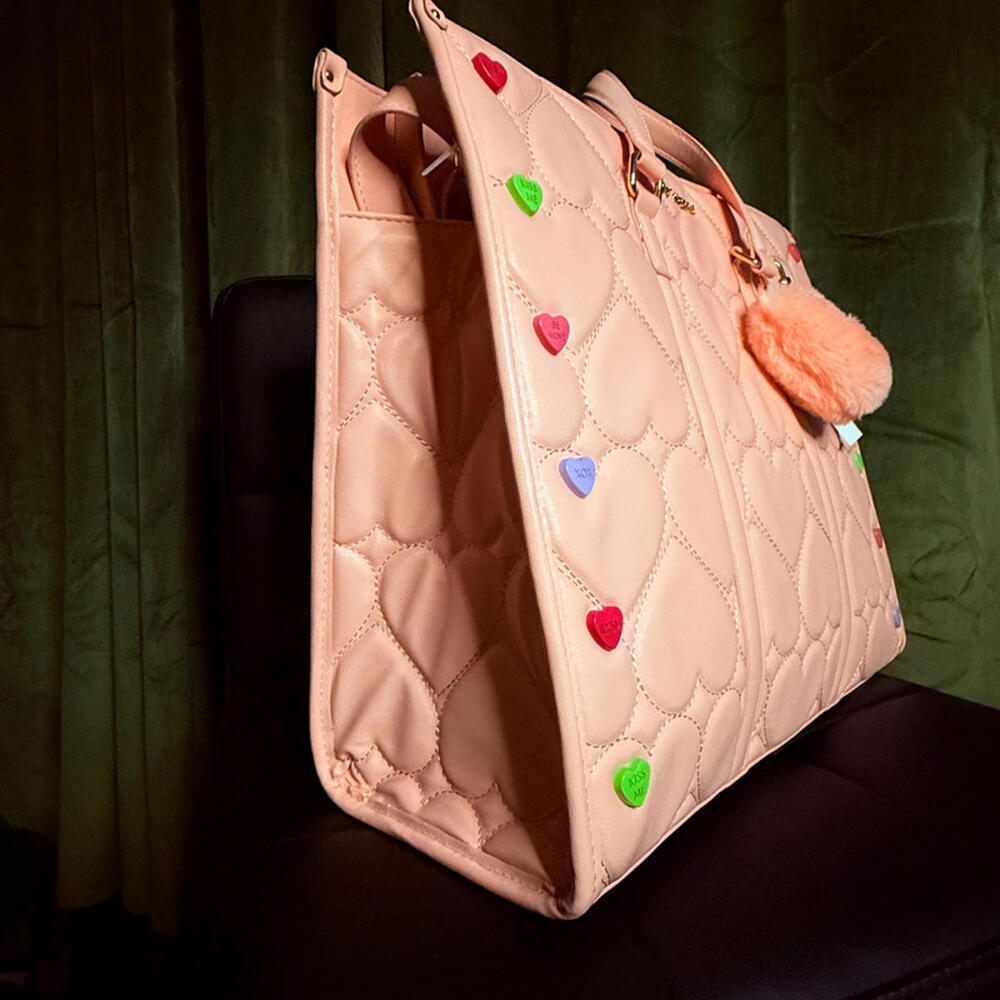 Betsey Johnson Pink Valentine Candy Heart Satchel Crossbody NWT - Picture 2 of 8